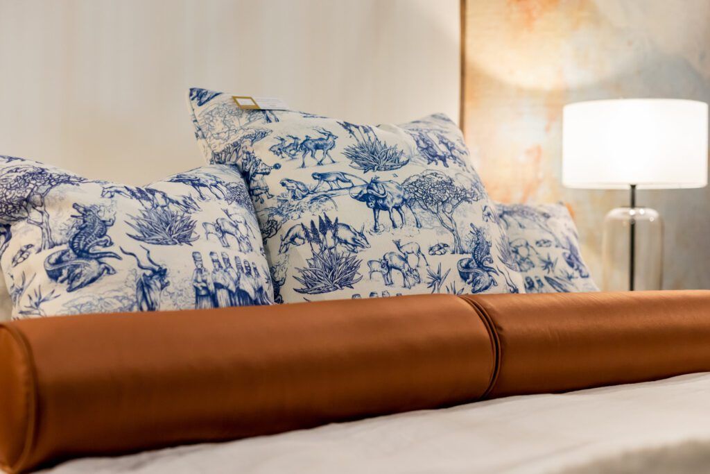 1732014986 RAKGADI African Toile interior home de cor elegant scatter cushions